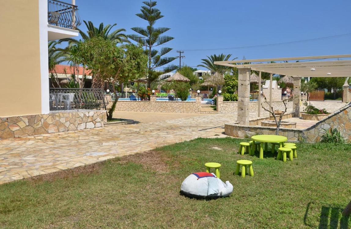 Sunny Garden Hotel チィリヴィ エクステリア 写真