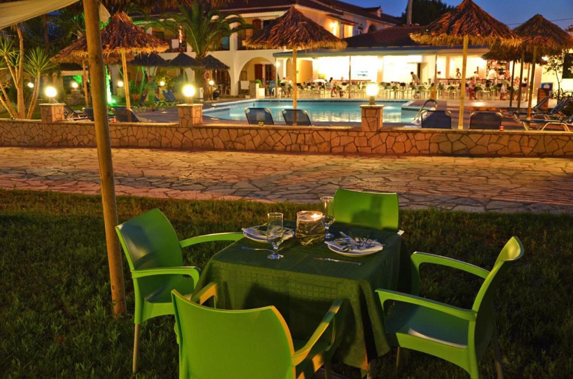 Sunny Garden Hotel チィリヴィ エクステリア 写真