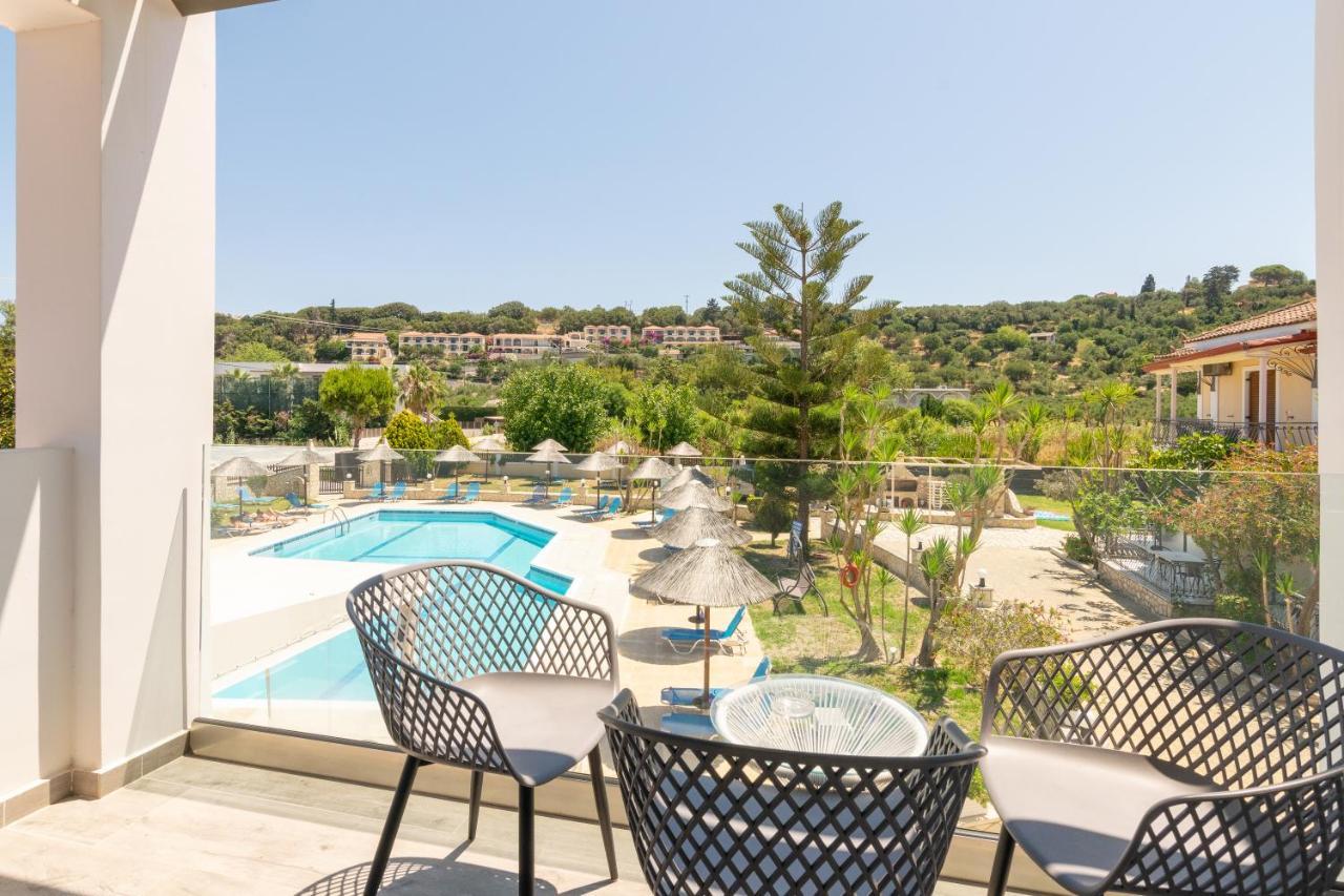 Sunny Garden Hotel チィリヴィ エクステリア 写真